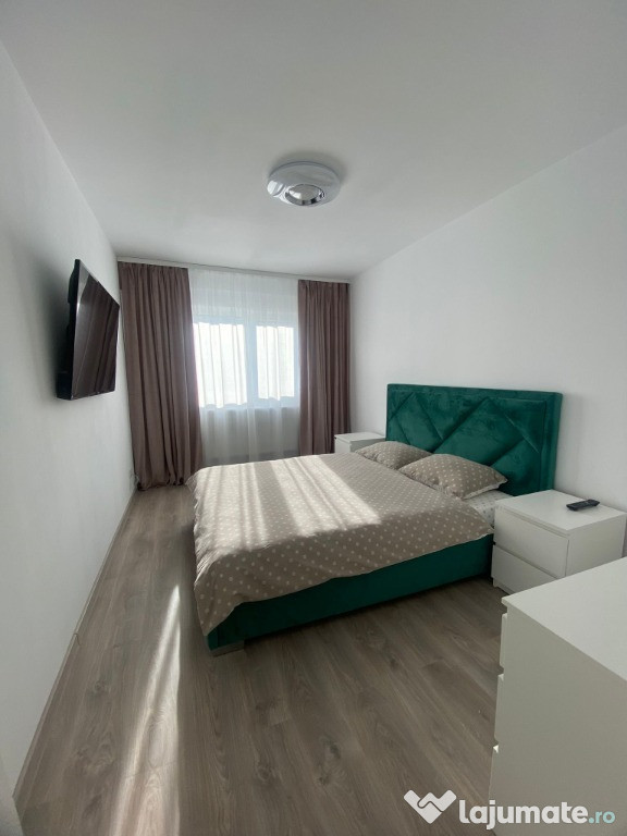 Apartament 2 cam decomandat, PRIMA ÎNCHIRIERE, CT, lift