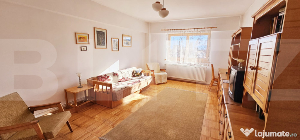 Apartament ultracentral, spațios, cu priveliște panoramic?