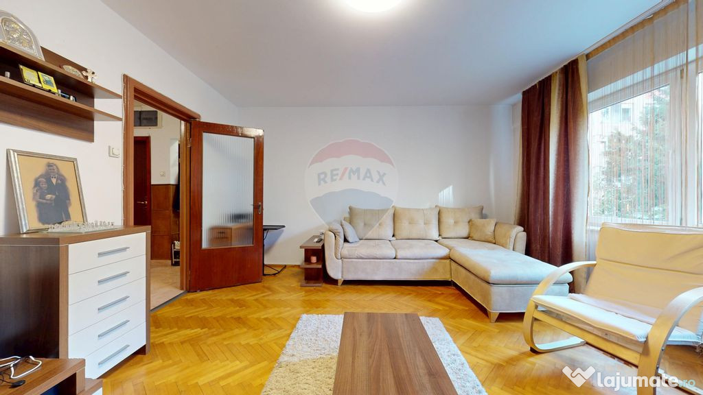 Apartament cu 4 camere -o locuință rară in Centrul Civ...