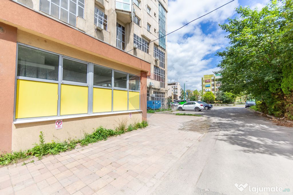 Spațiu comercial cu trafic intens Centru Civic 340 mp