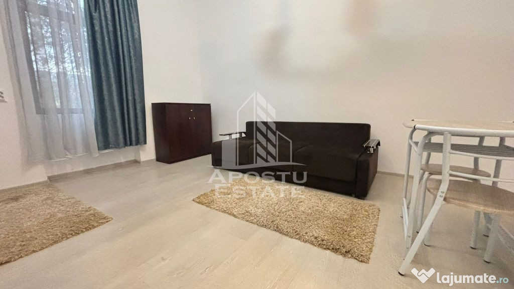 Garsoniera in zona Complexului Studentesc, centrala proprie