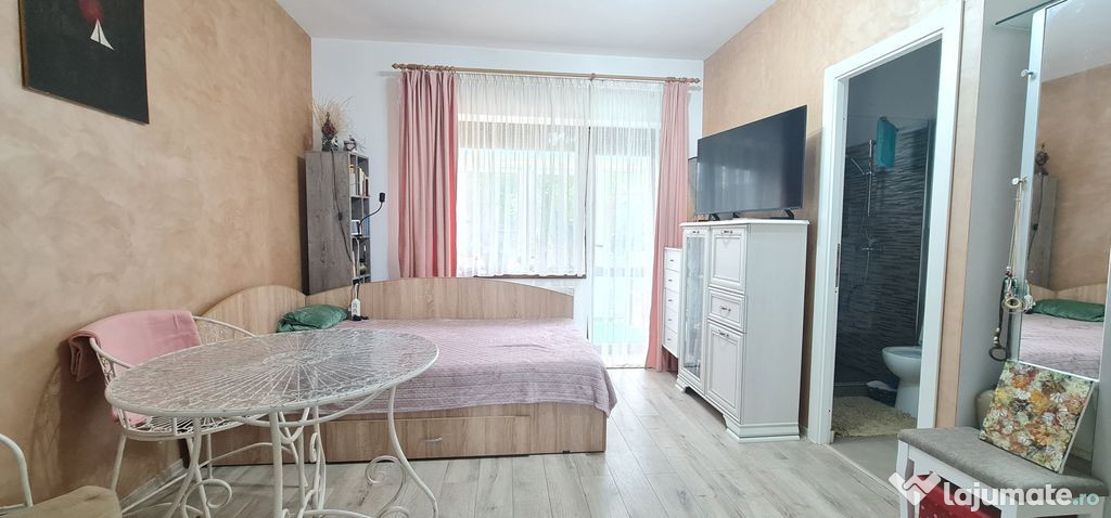 Garsoniera mobilata utilata Tractorul bloc vila