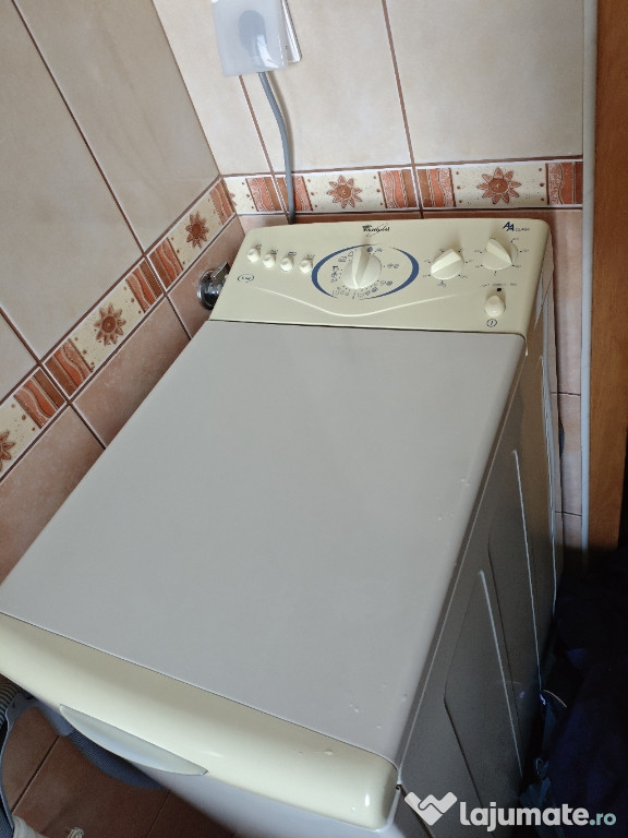 Mașina de spălat rufe Whirlpool