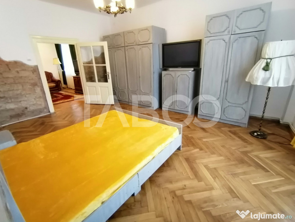 Apartament la casa 2 camere 58 utili renovat in Orasul de Jo