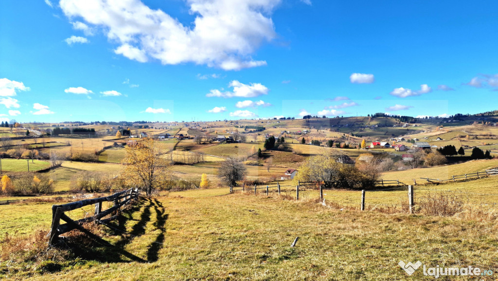 Teren parcelabil, front la strada, 6340mp, utilitati, Marise