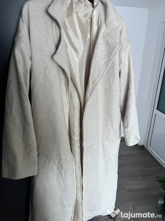 Vând Palton damă nou