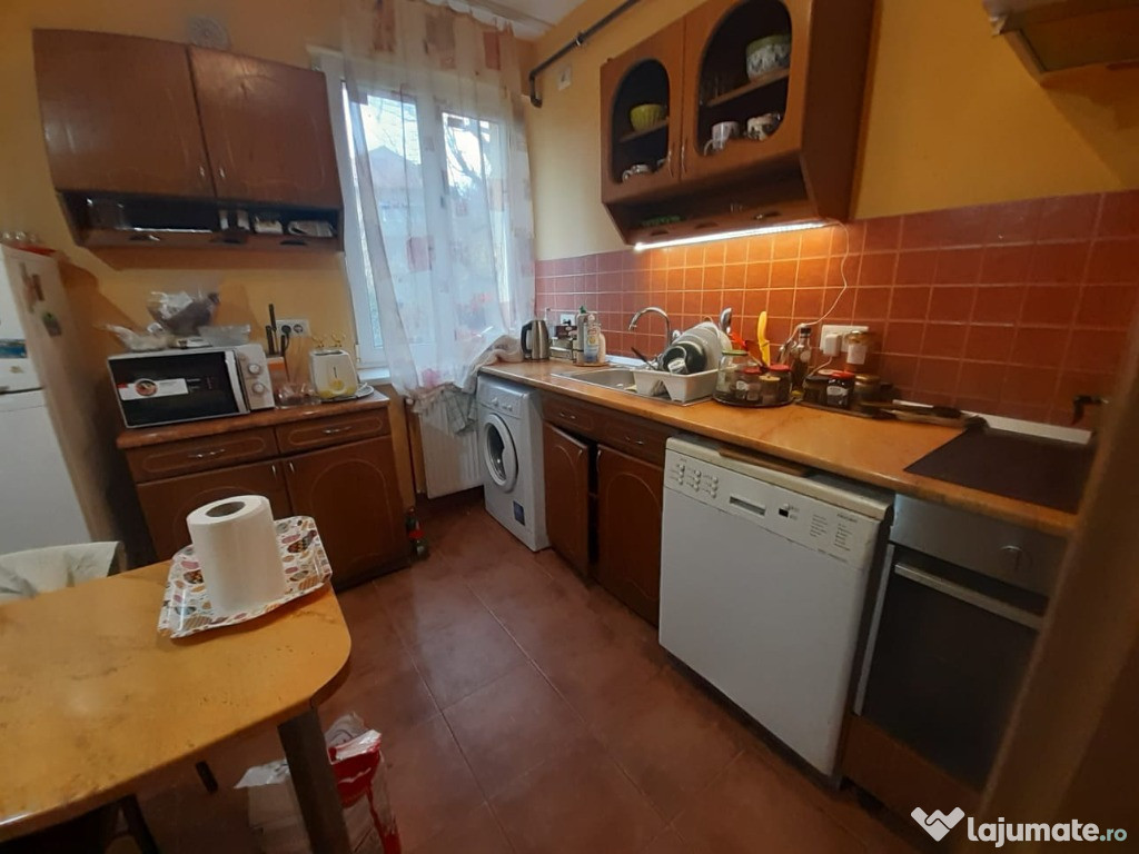 Cosbuc, 3 camere, etaj 2