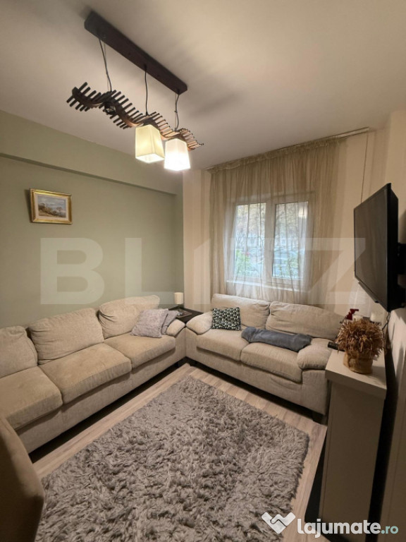 Apartament cu 4 camere, 80 mp, parter, zona Vest