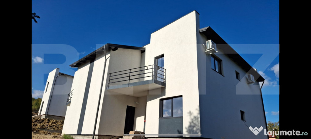 Apartament cu 3 camere, 85 mp și un teren de 200 mp, Zalau