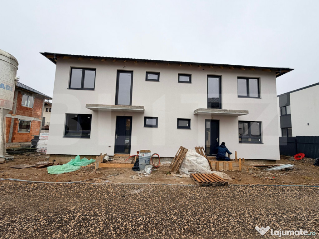 Duplex cu 3 dormitoare, 3 bai si teren de 220 mp la doar 155