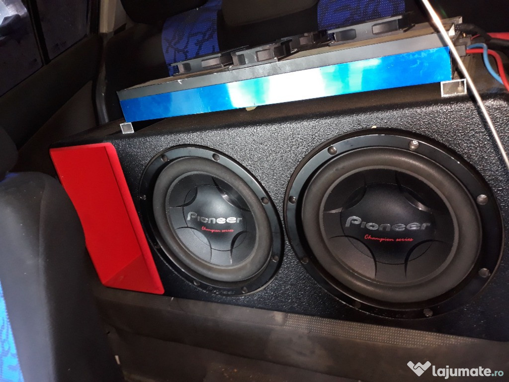 Vând subwoofer auto
