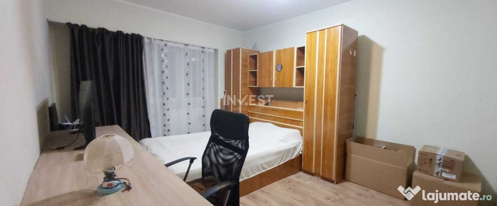 DE VANZARE-APARTAMENT 3 CAMERE-DACIA