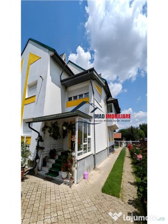 Vila Impresionanta cu peisaj de poveste Teren 12.000 mp - C