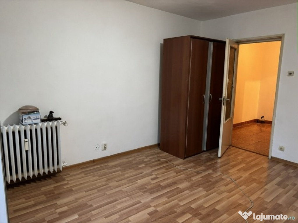 Garsoniera cu balcon 32mp, Bucuresti, Titan, 59.000euro