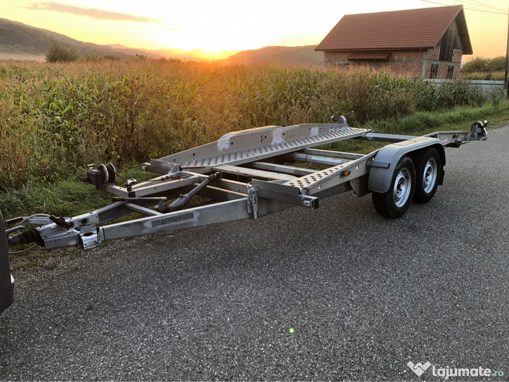 Vând platformă impecabilă Brenderup