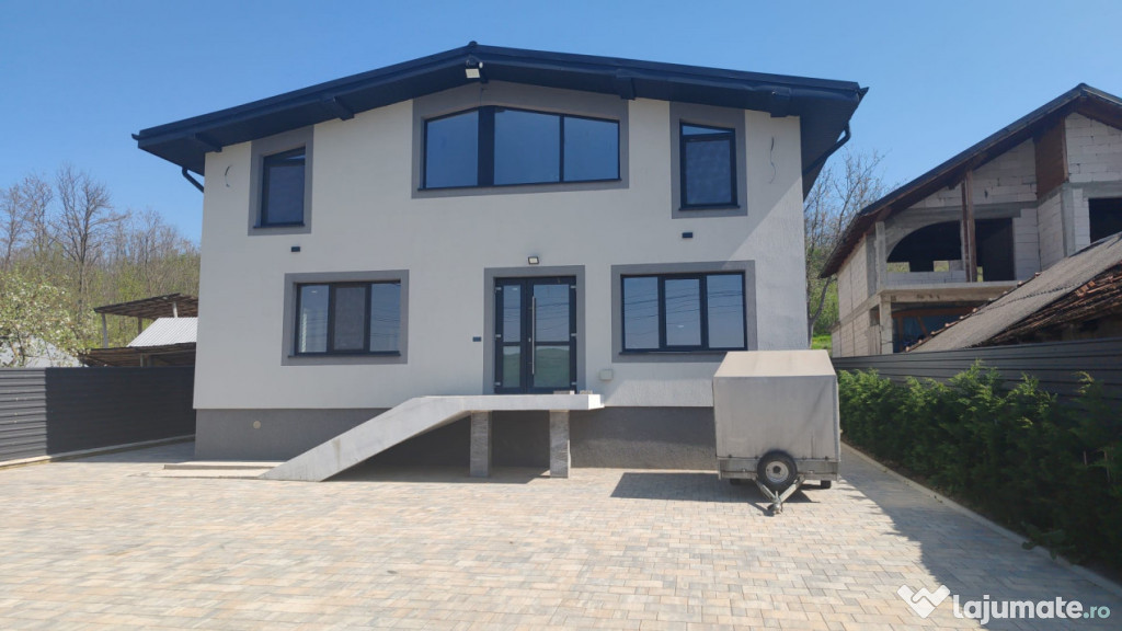 Spatiu comercial nou.Spatiu birouri