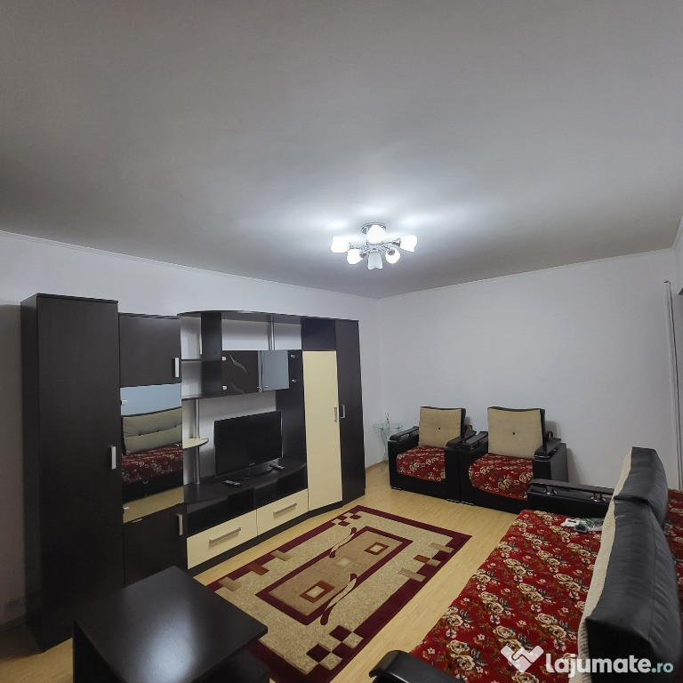 Propietar inchiriez apartament cu 2 camere 50mp decomandat