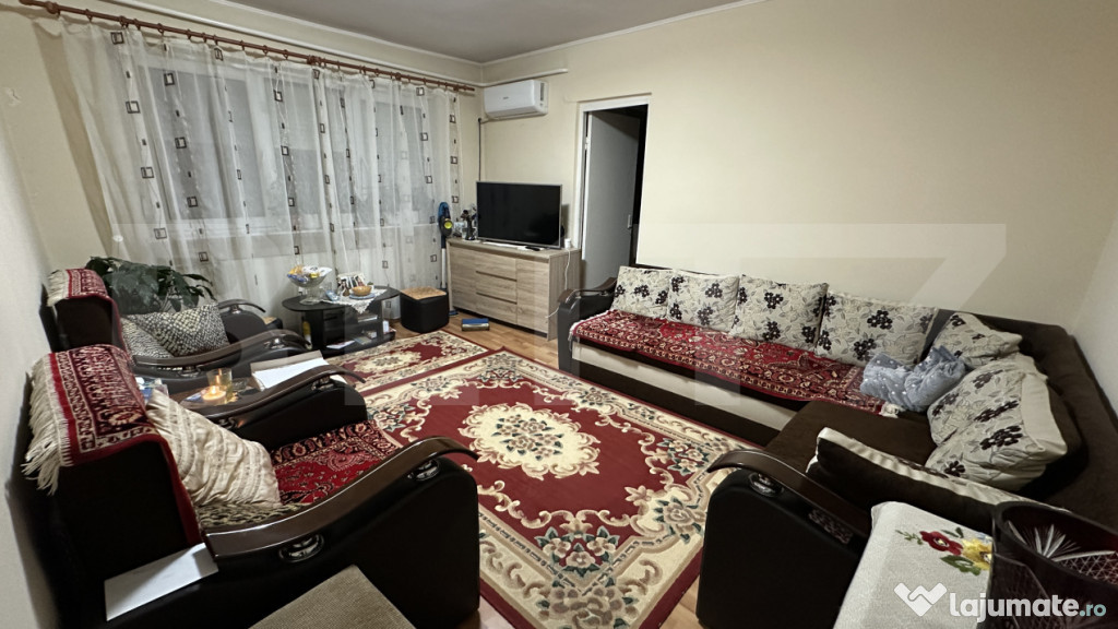 Apartament semidecomandat cu 2 camere, zona Velenta