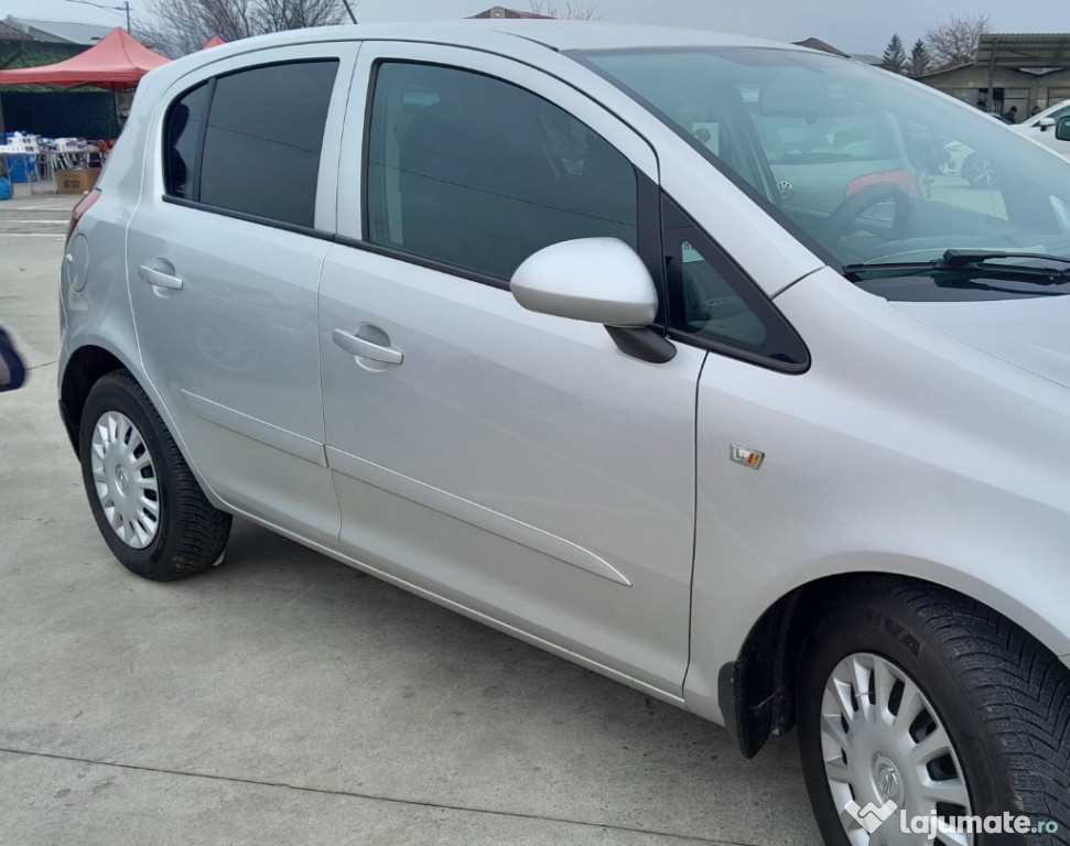 Opel Corsa Înmatriculată Distribuție schimbata recent Cauciucuri noi