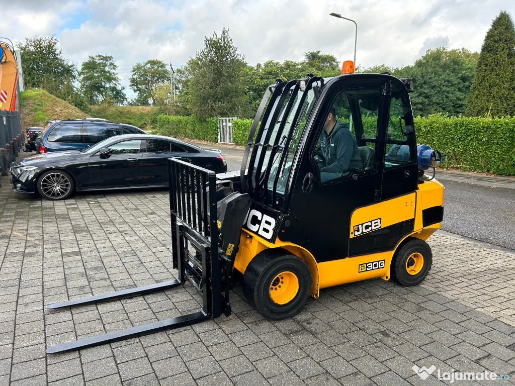 Stivuitor JCB TLT30
