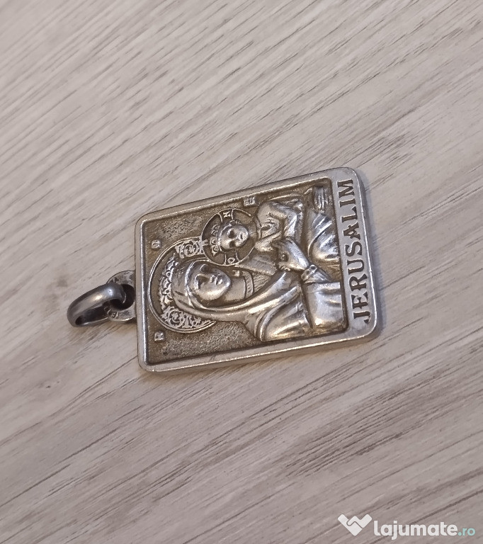 Iconita placata cu argint