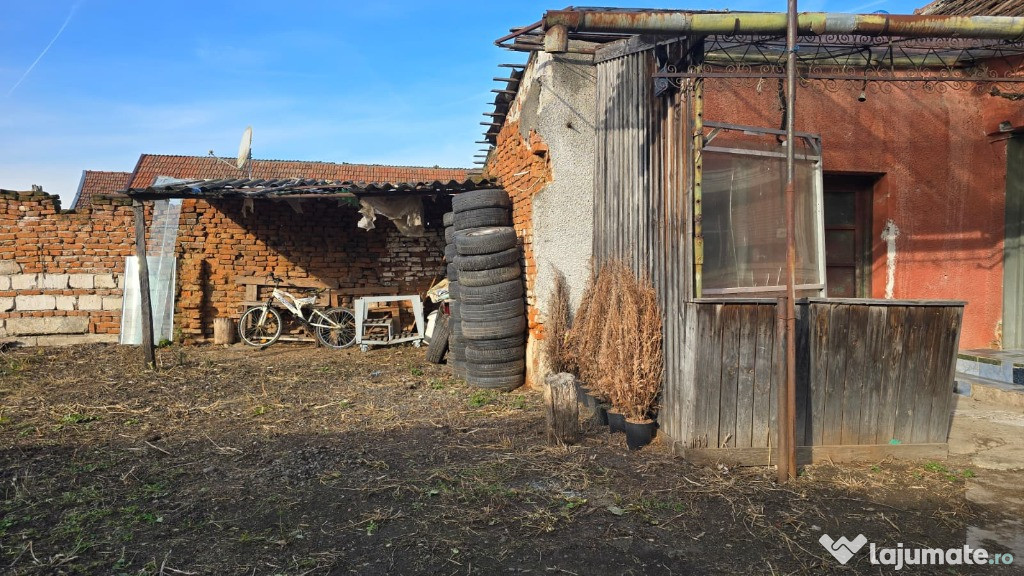 Casa de vanzare in Branisca