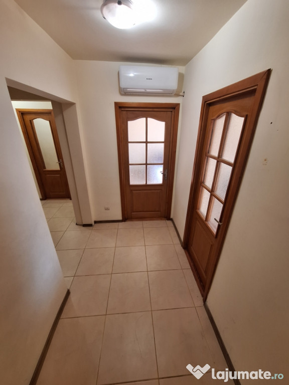 VAND SAU SCHIMB * APARTAMENT 3 CAMERE * INEL 2 * ETAJ 2 *