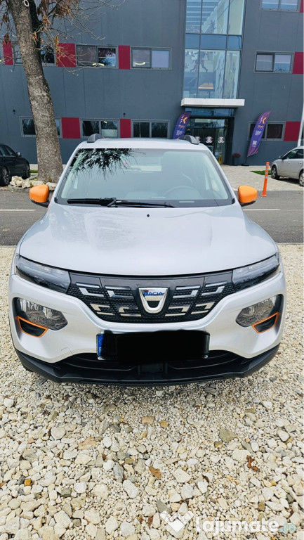 Vand Dacia Spring - stare excelenta