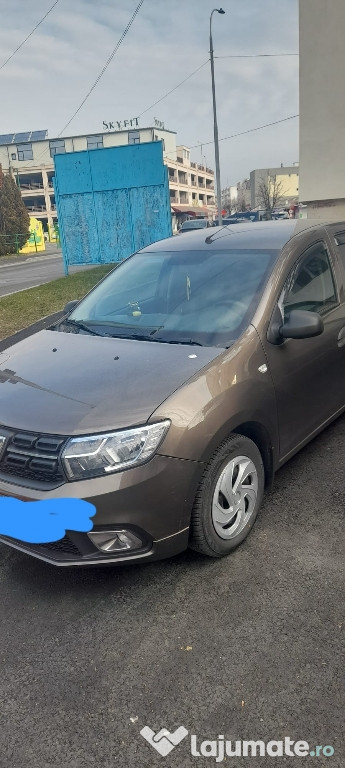 Vând Dacia Logan