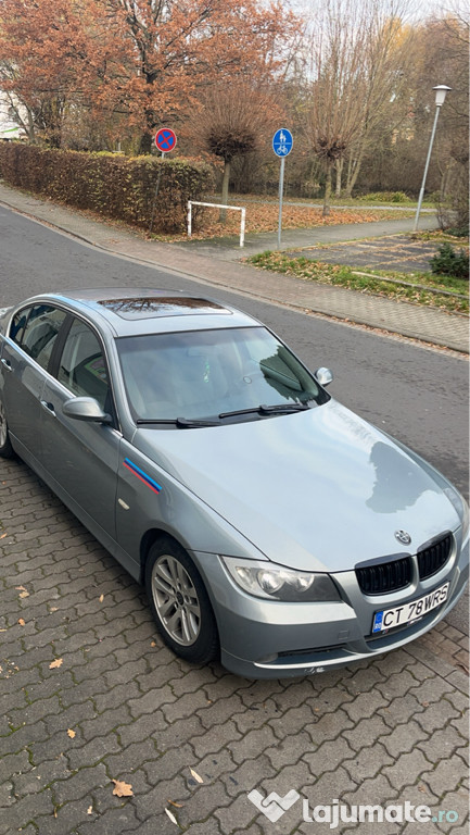 BMW 325i 2005 . Fierbe apa