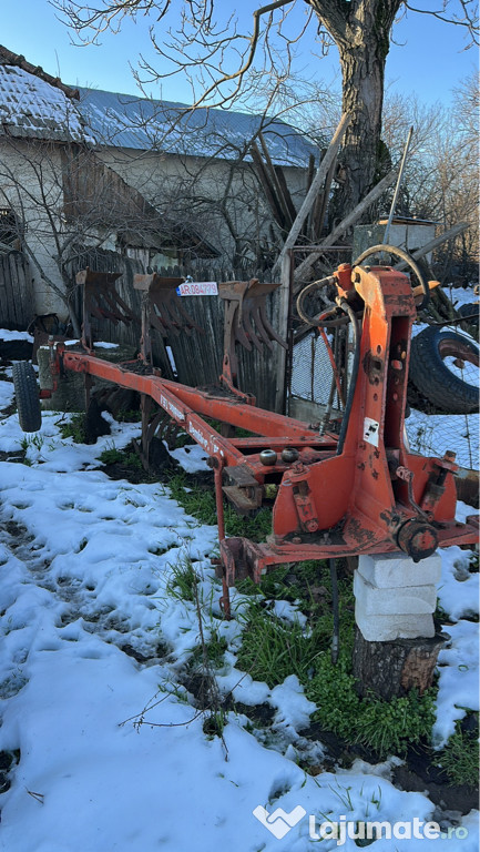 Vând plug demblon t65 4 brazde