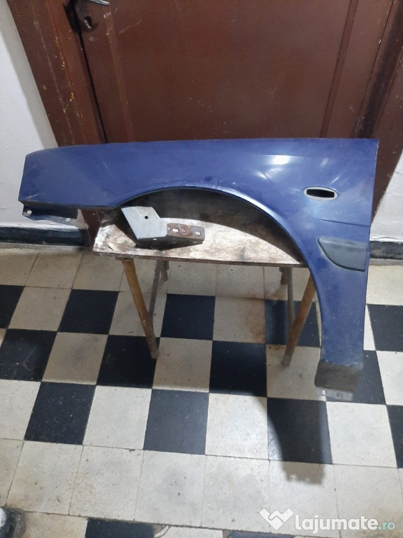 Aripa fata stanga OE Dacia Solenza