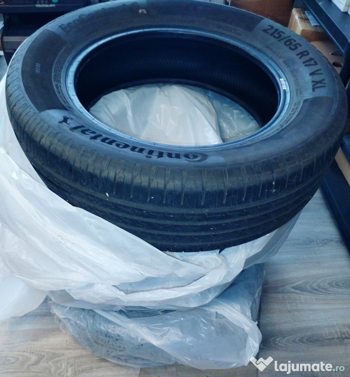 Set 4 anvelope Continental, vara, cu doar 1359 km parcursi: Eco Contro