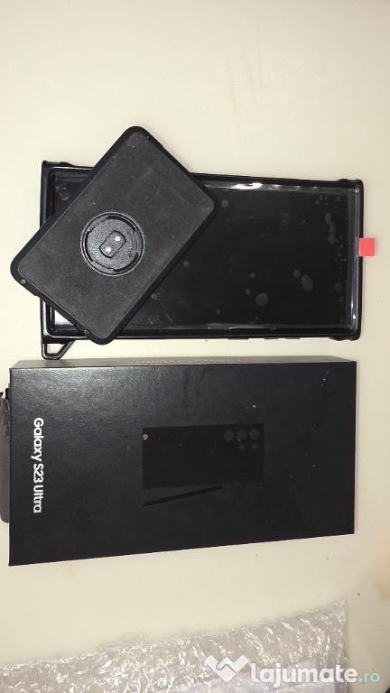 S23 ULTRA ECRAN CU NOU, CU TIPLA