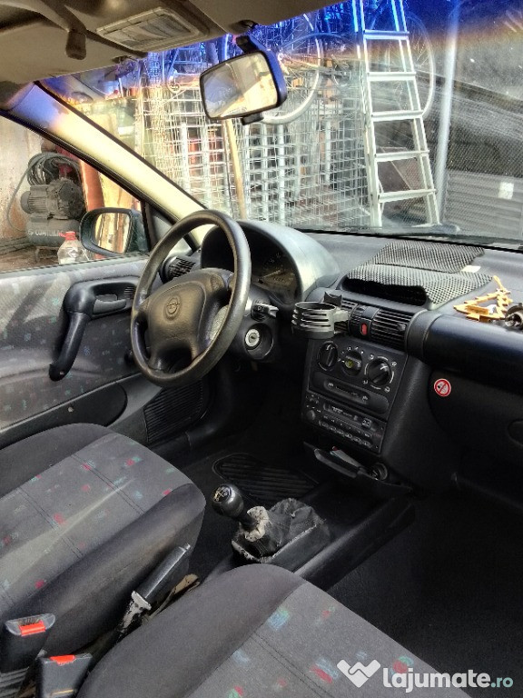 Opel CORSA b motor 1,2