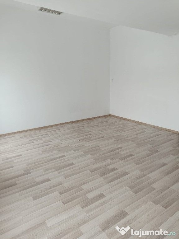 Spatiu birou zona B-dul Republicii