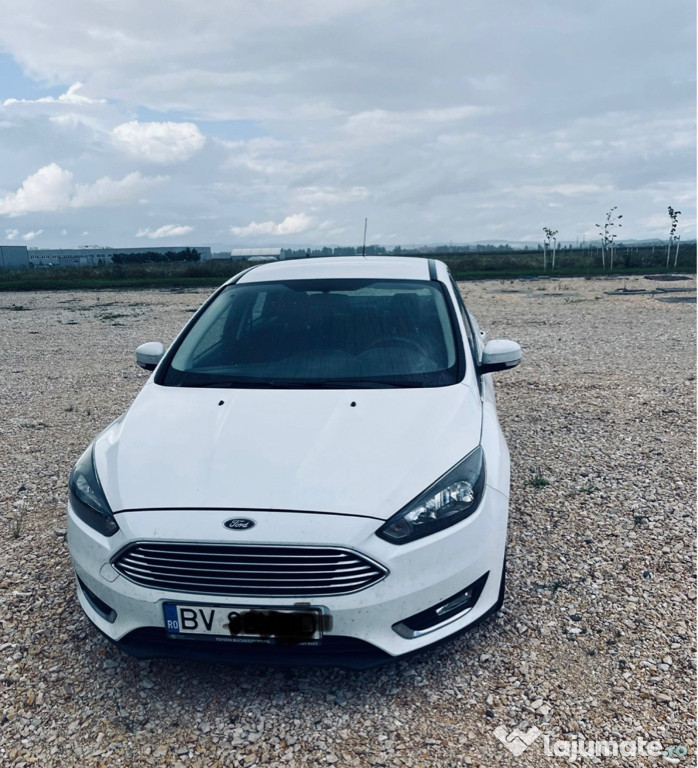 Ford Focus 3 Berlina Alba