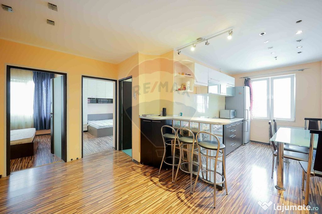 De vânzare apartament cu 3 camere în zona Nufărul