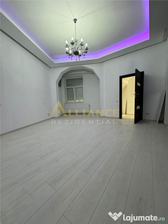 4 Camere Ultracentral - Universitate - 12 Minute Metrou