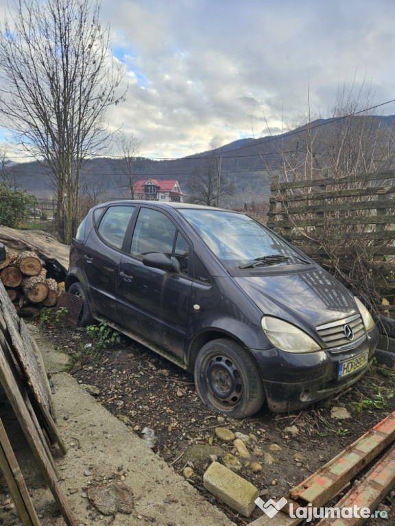 Dezmembrez mercedes a class w168