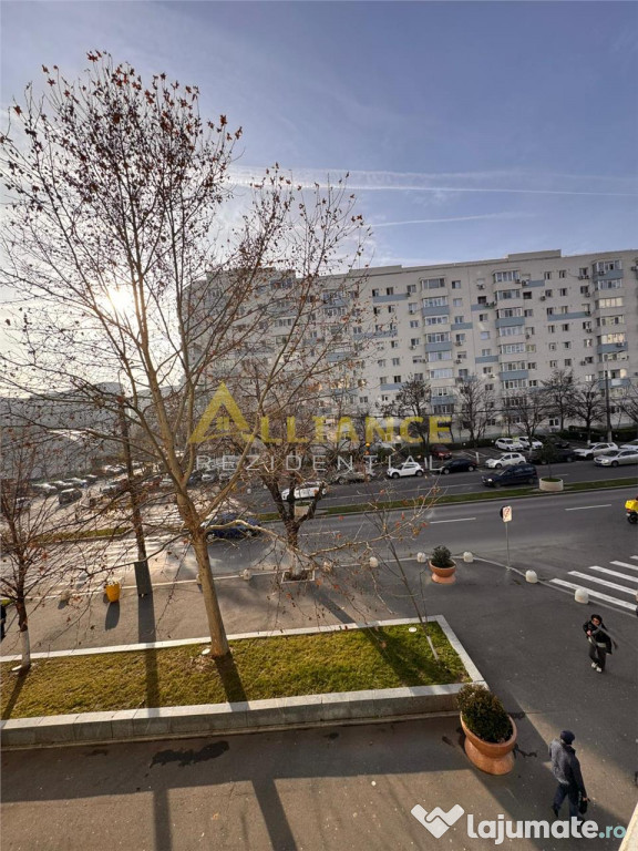 Apartament cu 3 camere, 73 mp, complet renovat – ?os. B...