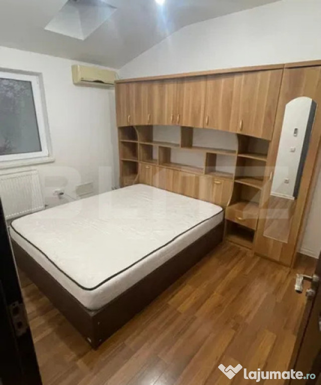 Apartament 3 camere de vânzare, decomandat, terasa ,zona ce