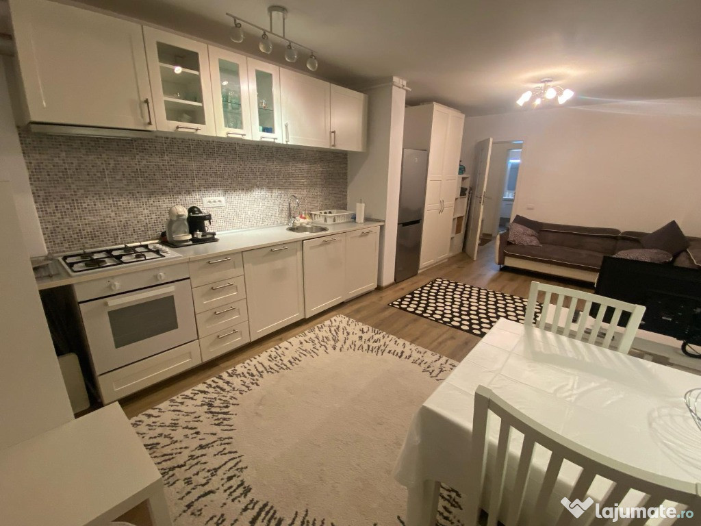 Mamaia Nord , 2 camere , mobilat , utilat .