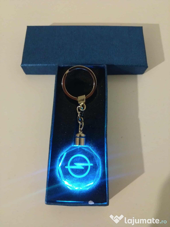 Breloc auto din cristal cu LED - Logo Ope