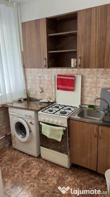 Aparatorii patriei turnu magurele parter