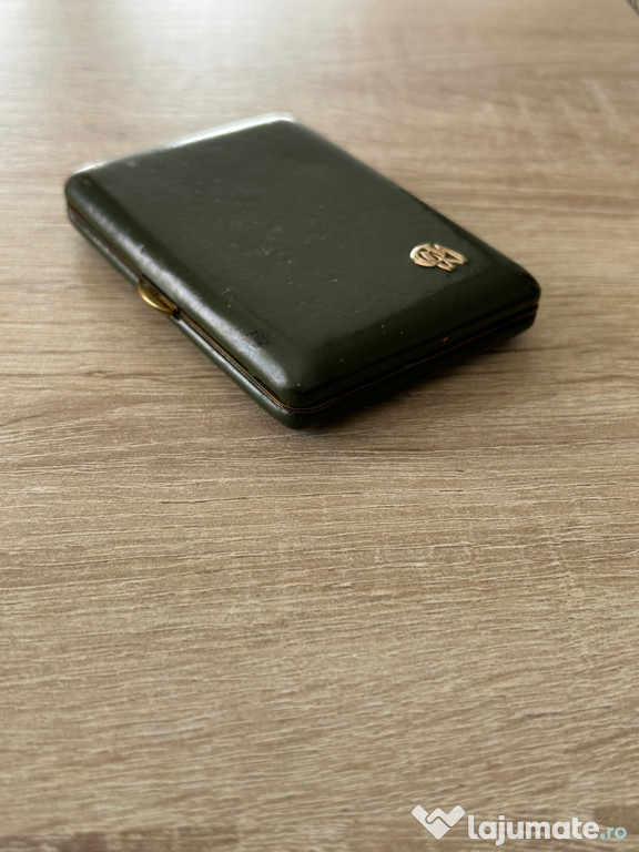 Tabacera de piel verde vintage