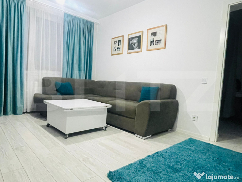 Apartament cu 3 camere, 50 mp, cu balcon inchis si parcare