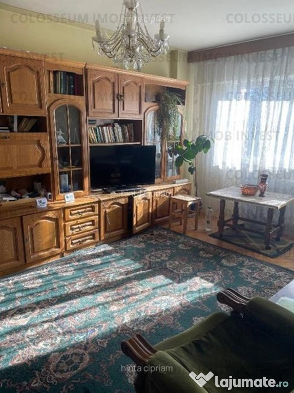 COLOSSEUM: Apartament 3 Camere Centrul Civic Toamnei