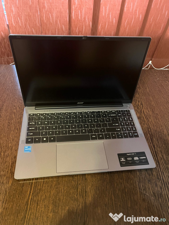 Laptop Acer Aspire Lite 15