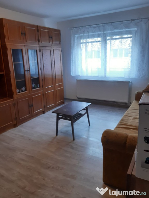 P.F apartament 2 camere decomandate Dumbravii Siretului